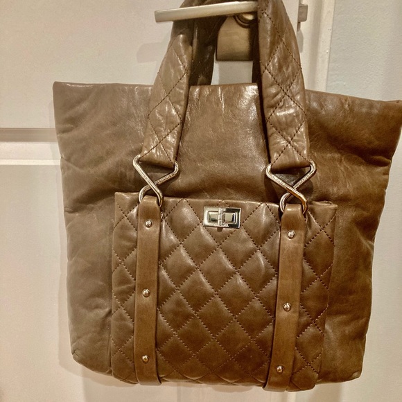 Chanel Beige Quilted Glazed Leather Front Pocket Large Tote Bag